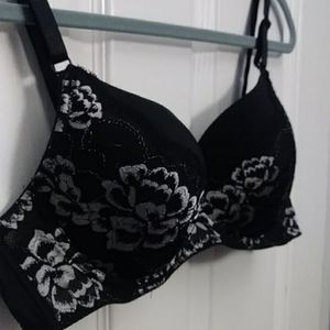 Sexy black Lace 40 C Bra